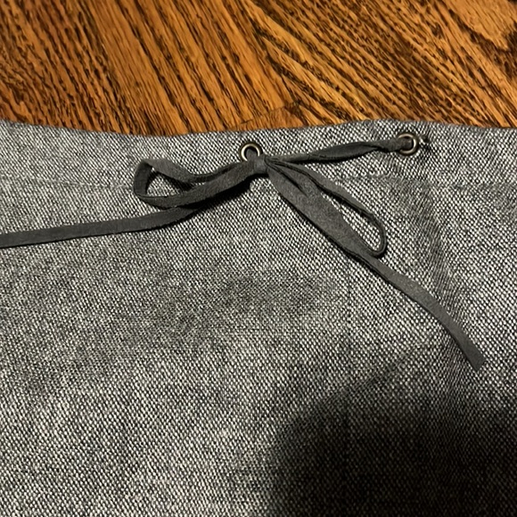 EUC Banana Republic Midi Skirt Twill Grey 10 - Picture 2 of 4